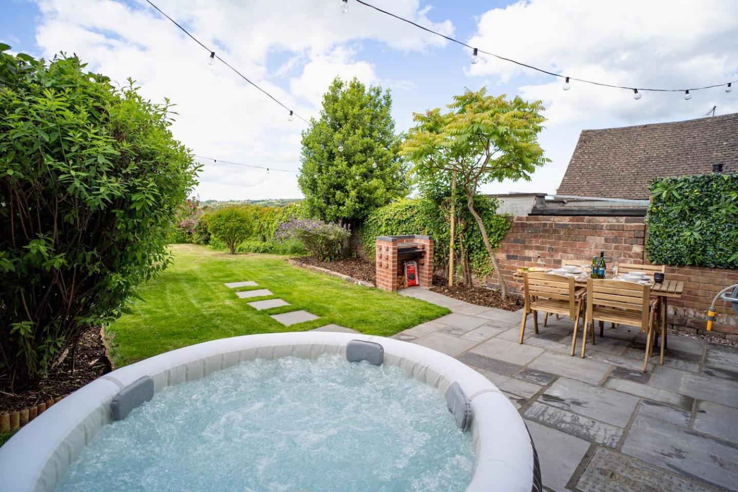 Stylish 2 Bedroom Cottage With Hot Tub And Parking Bewdley Esterno foto